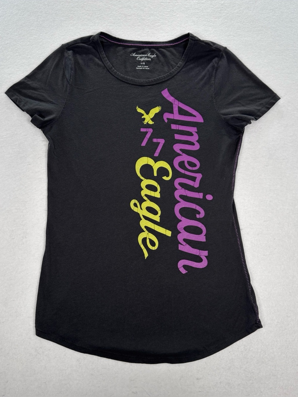 American Eagle T-Shirt Short Sleeve Shirt  Womens Large Black Spell Out Graphic